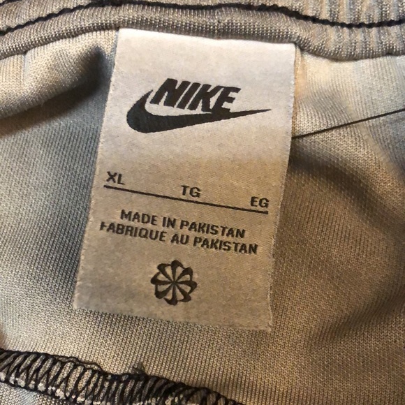 XL Nike Revival washed cuffed sweatpants - Picture 10 of 11